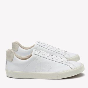 Veja Esplar Sneaker in White